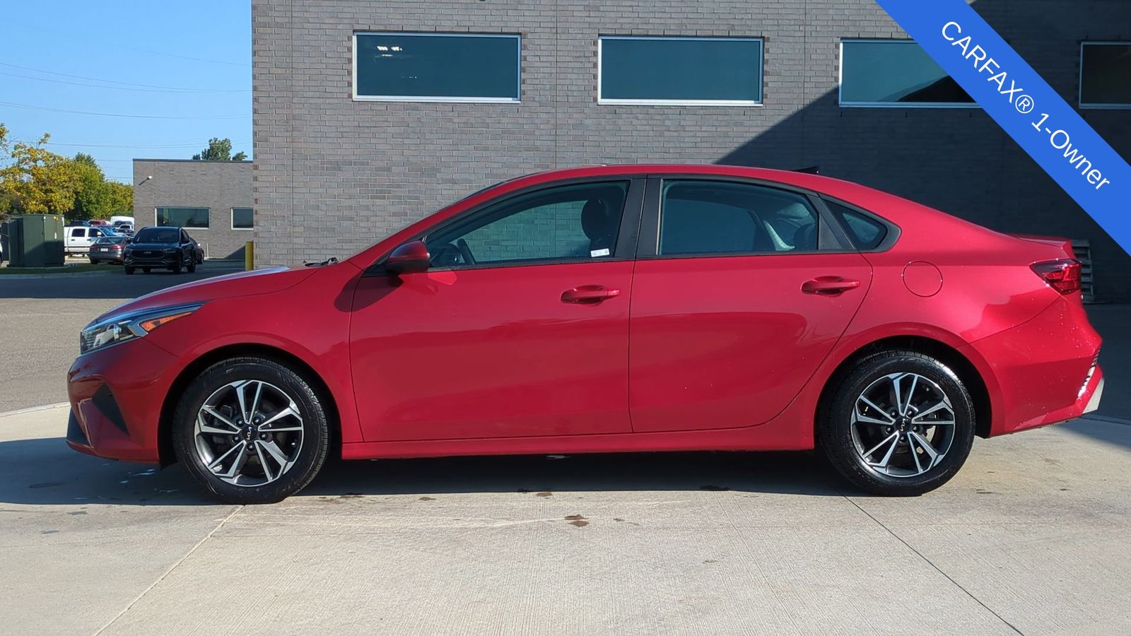 2023 Kia Forte LXS photo 2