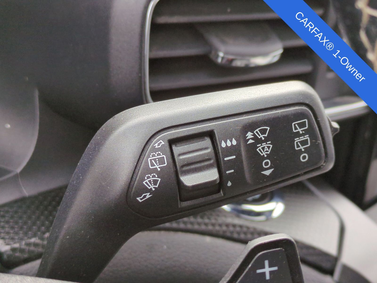 Thumbnail: 2020 Ford Explorer - 33