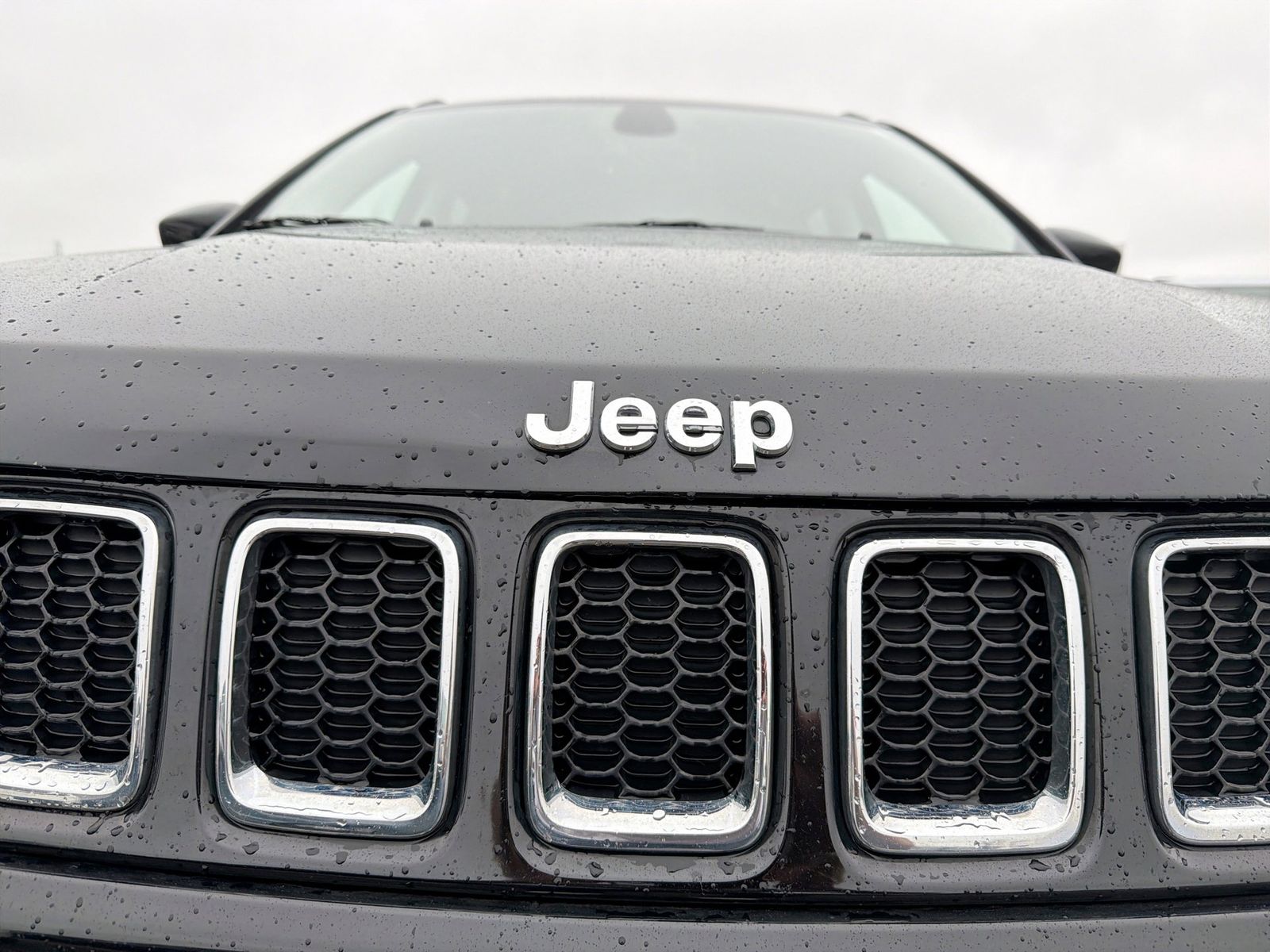 Thumbnail: 2018 Jeep Compass - 13