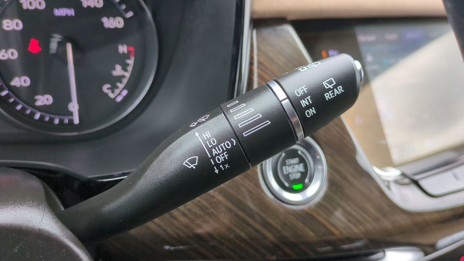 Thumbnail: 2021 Cadillac XT6 - 29