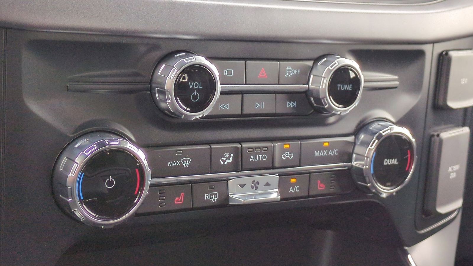 Thumbnail: 2025 Ford F-150 - 29