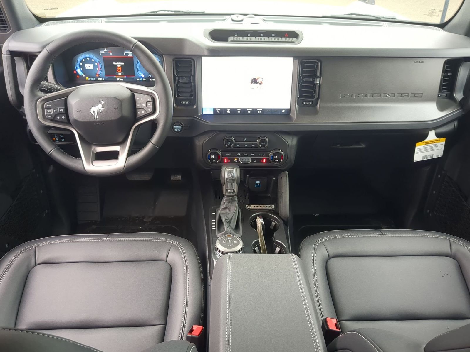 Thumbnail: 2025 Ford Bronco - 15