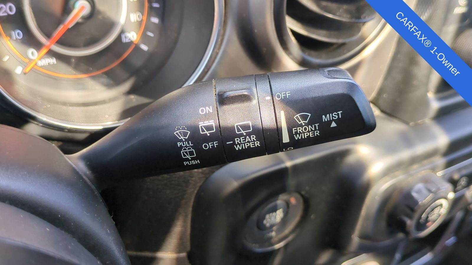 Thumbnail: 2018 Jeep Wrangler - 30