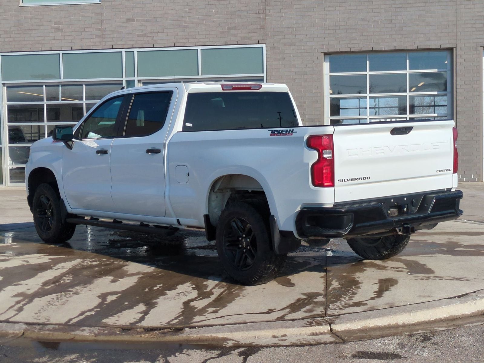 Thumbnail: 2022 Chevrolet Silverado 1500 - 5