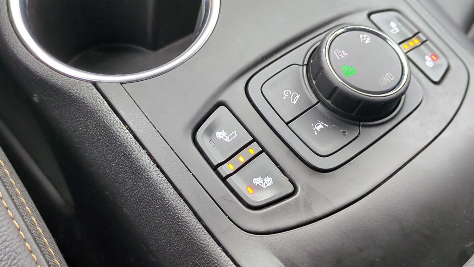 Thumbnail: 2020 GMC Terrain - 37