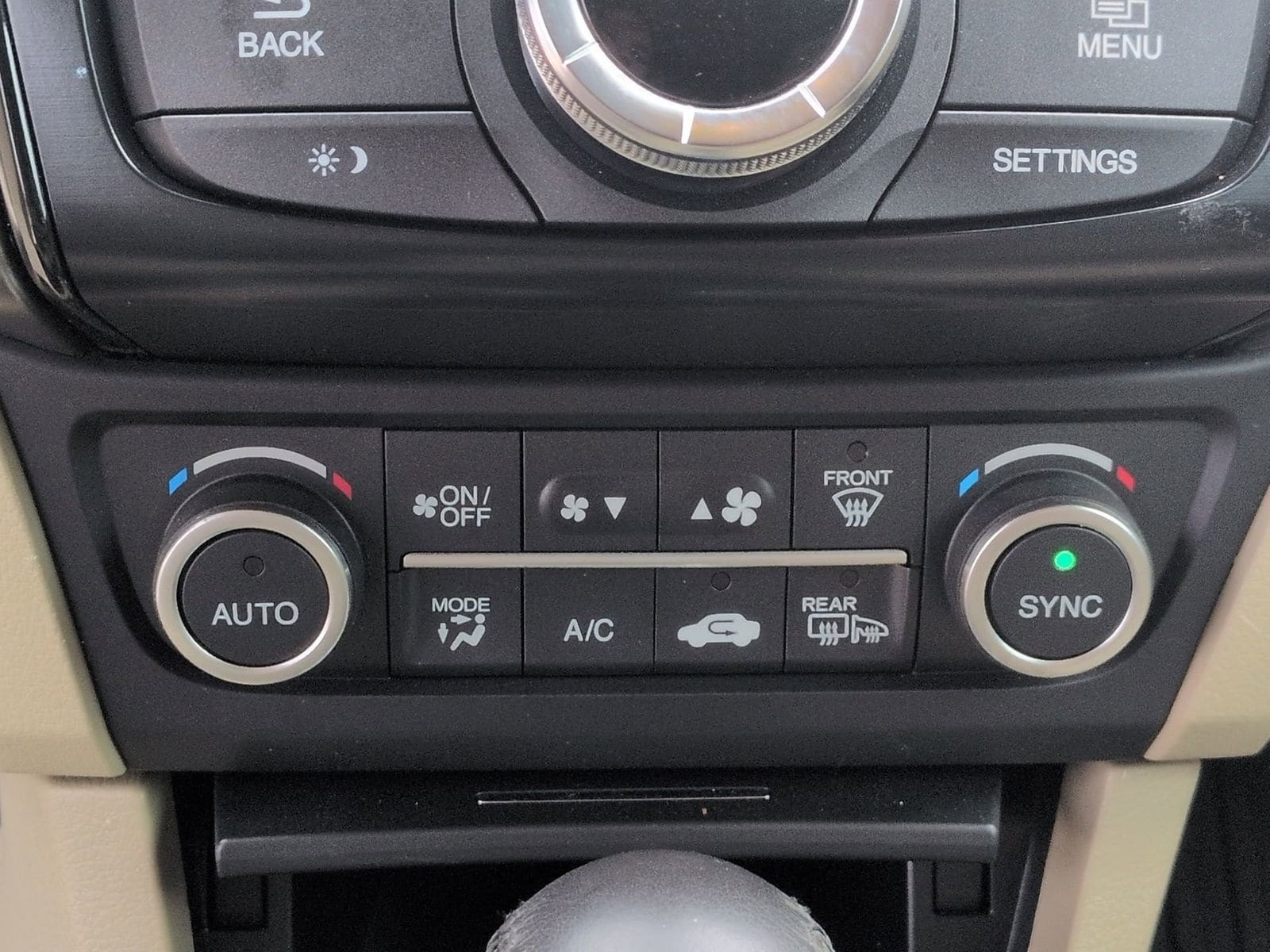 Thumbnail: 2016 Acura ILX - 31