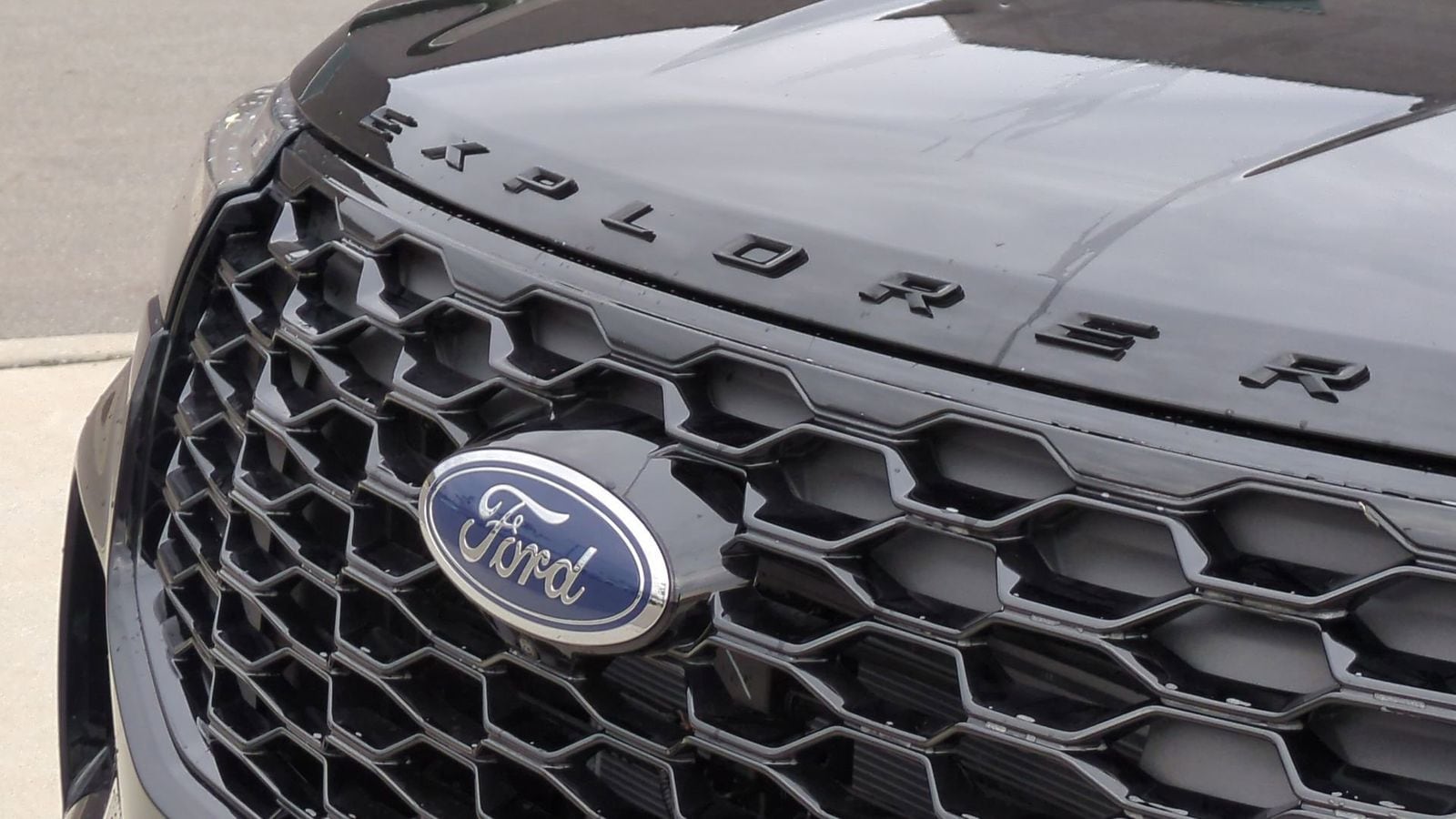 Thumbnail: 2026 Ford Explorer - 9