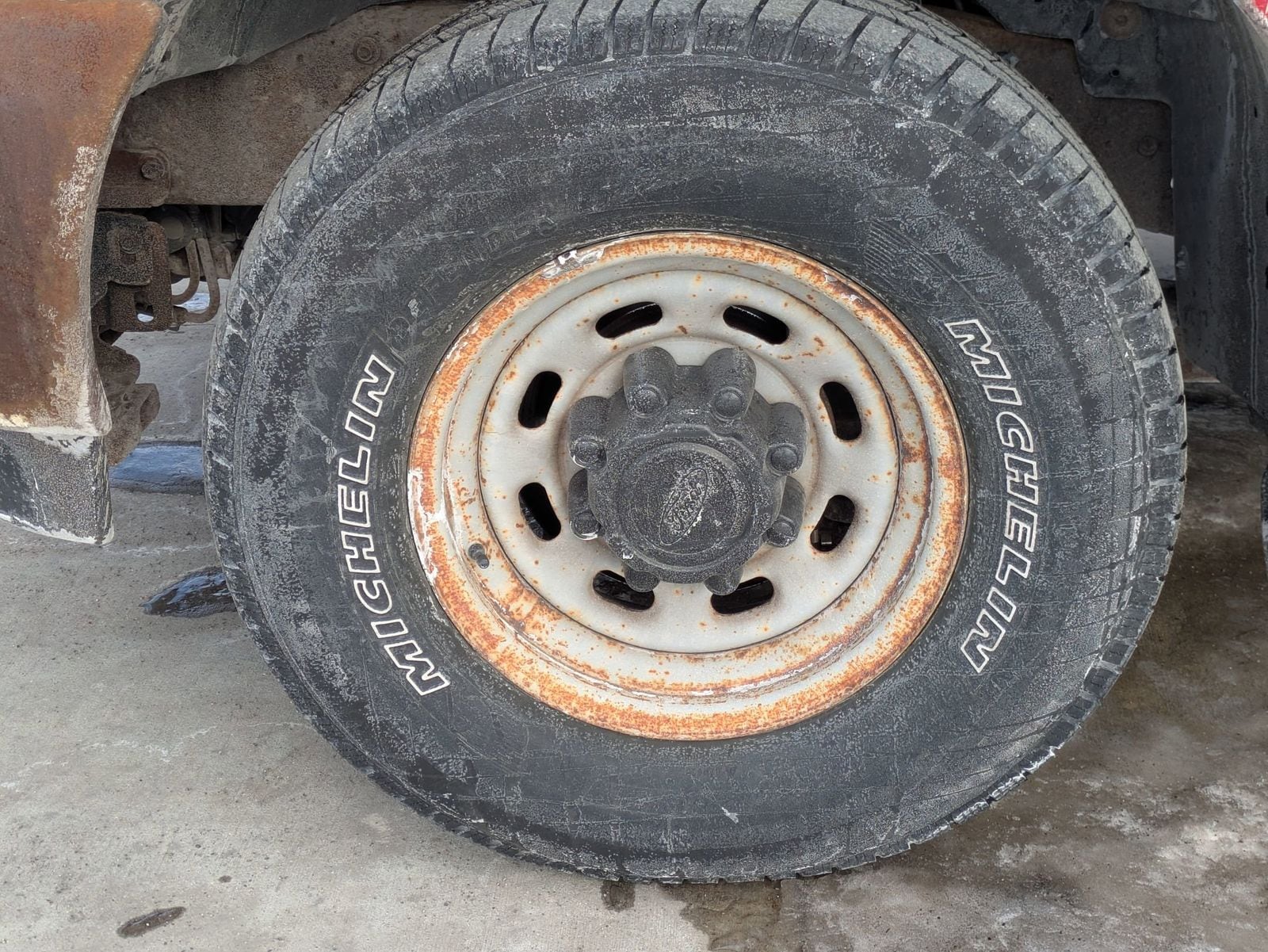 Thumbnail: 2002 Ford F-250 - 10