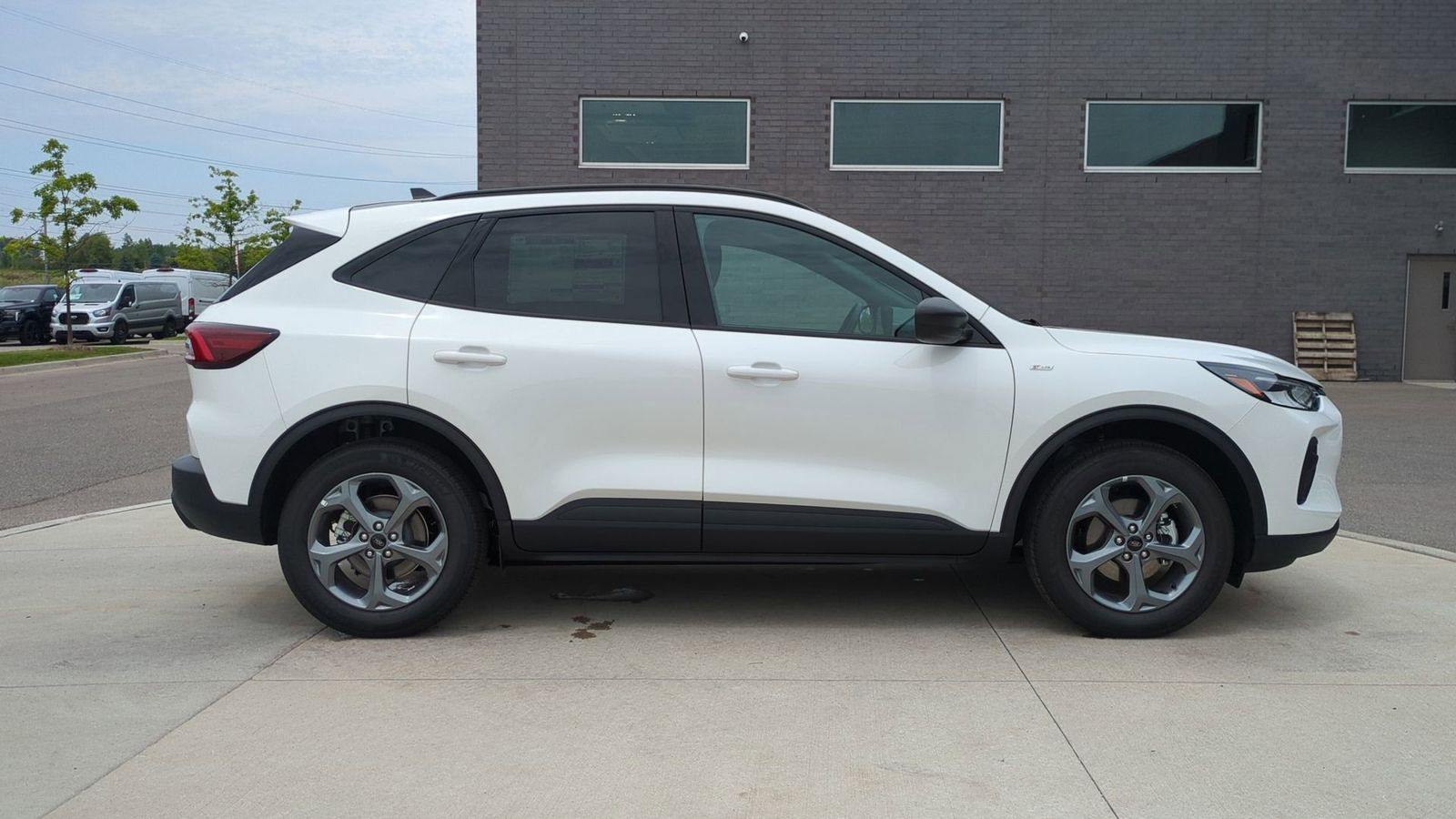 Thumbnail: 2025 Ford Escape - 7