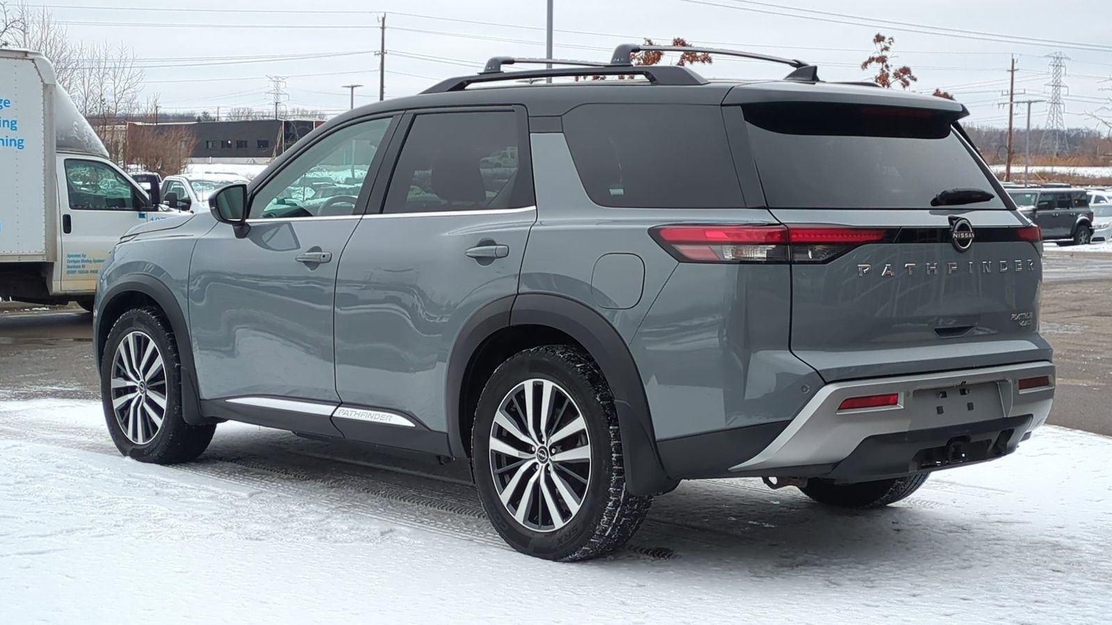 Thumbnail: 2022 Nissan Pathfinder - 3