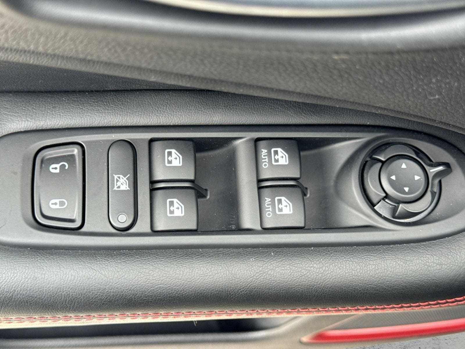 Thumbnail: 2018 Jeep Compass - 20