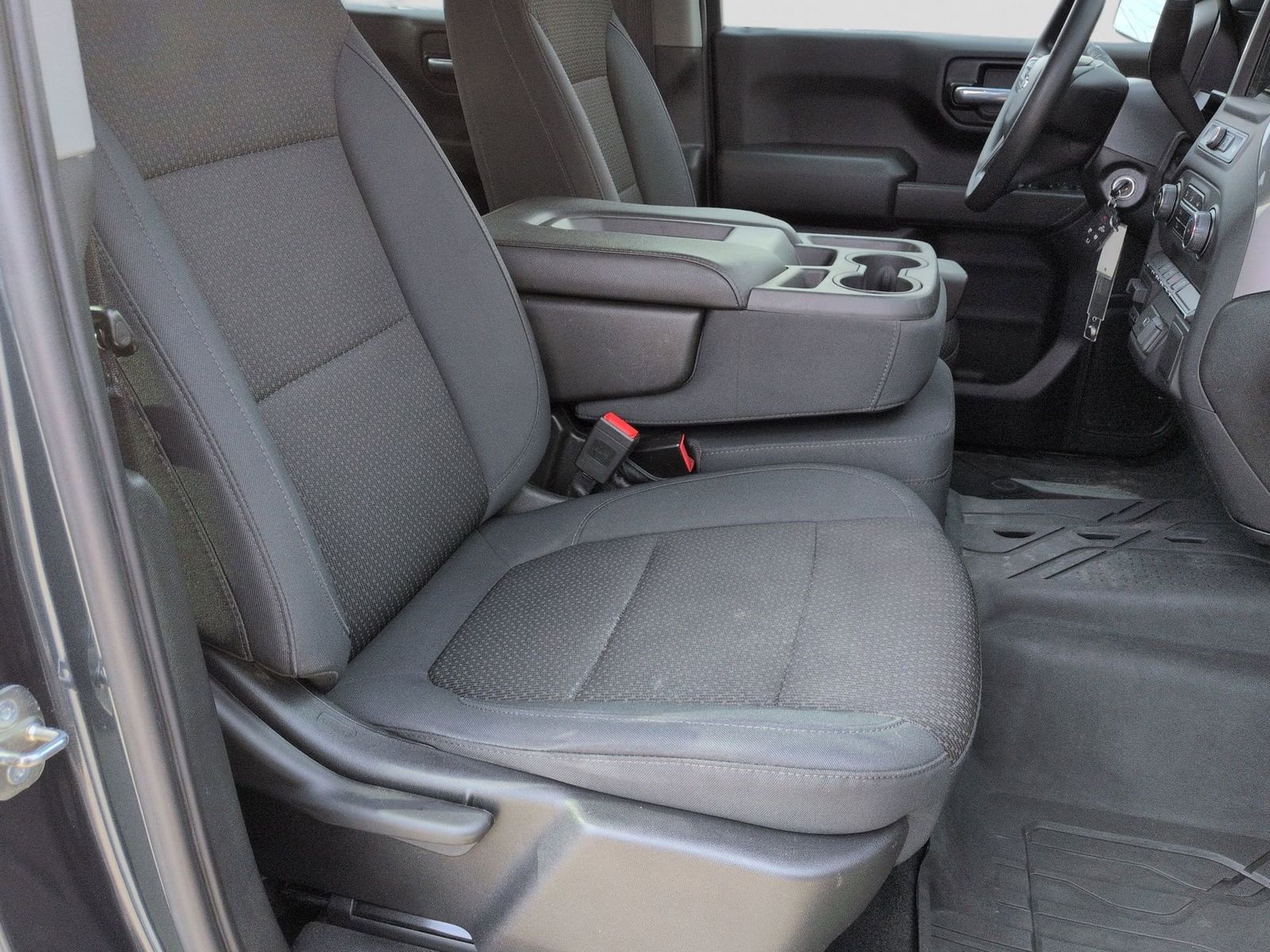 Thumbnail: 2019 Chevrolet Silverado 1500 - 22