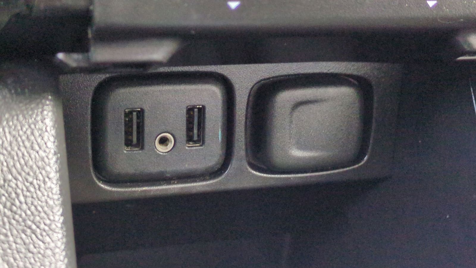 Thumbnail: 2018 Buick Encore - 34