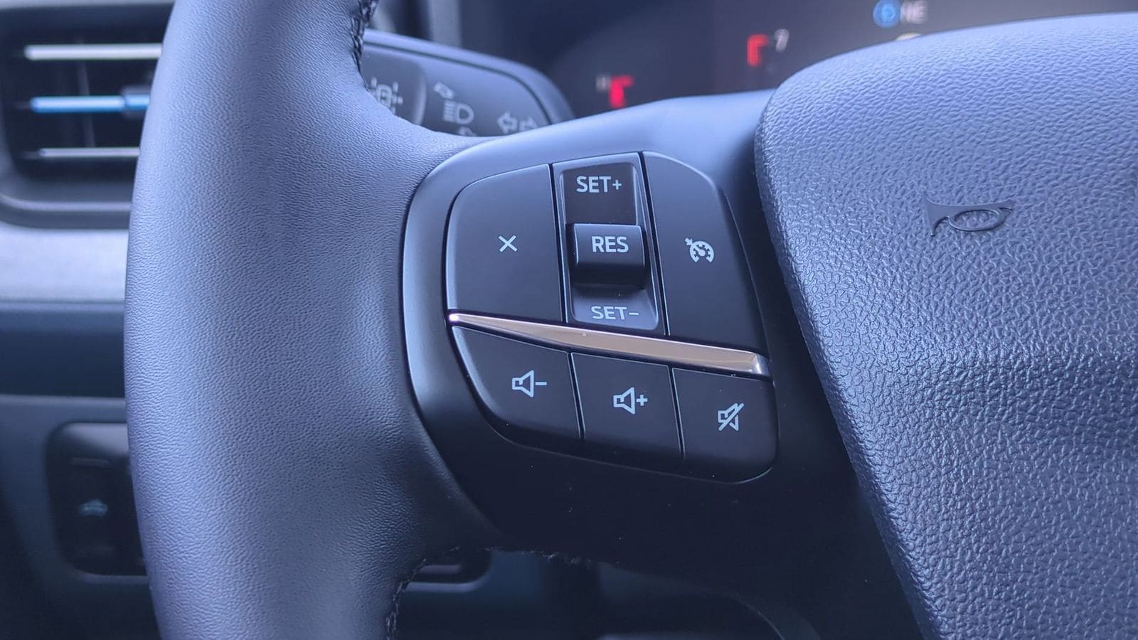 Thumbnail: 2025 Ford Maverick - 22