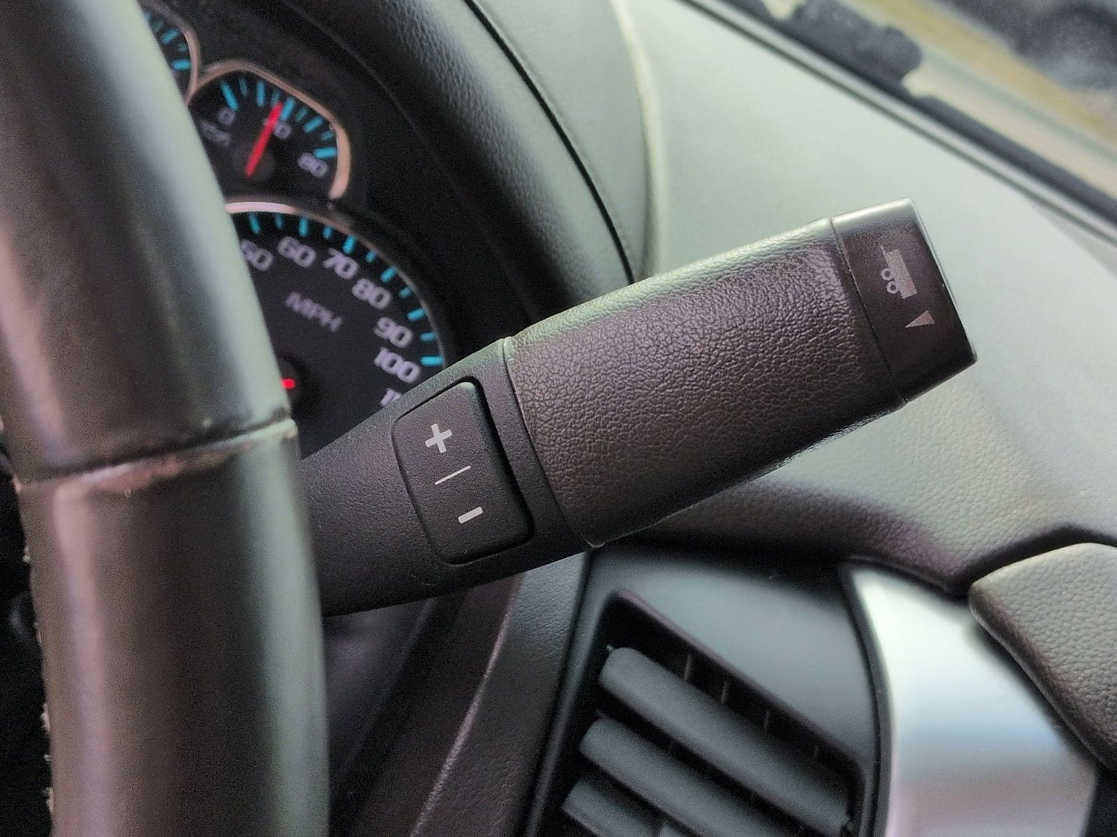 Thumbnail: 2015 Chevrolet Suburban - 42