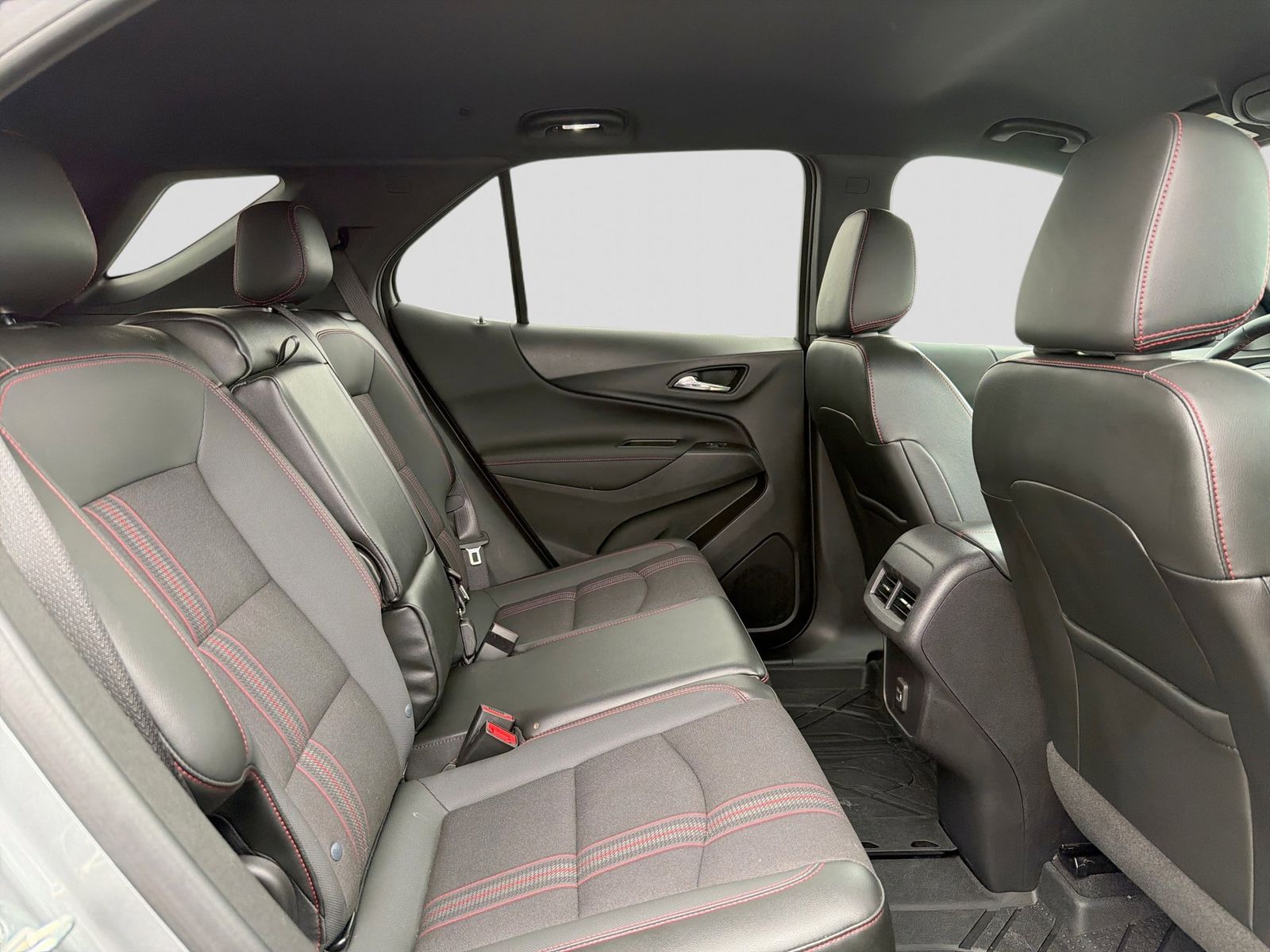 Thumbnail: 2023 Chevrolet Equinox - 23