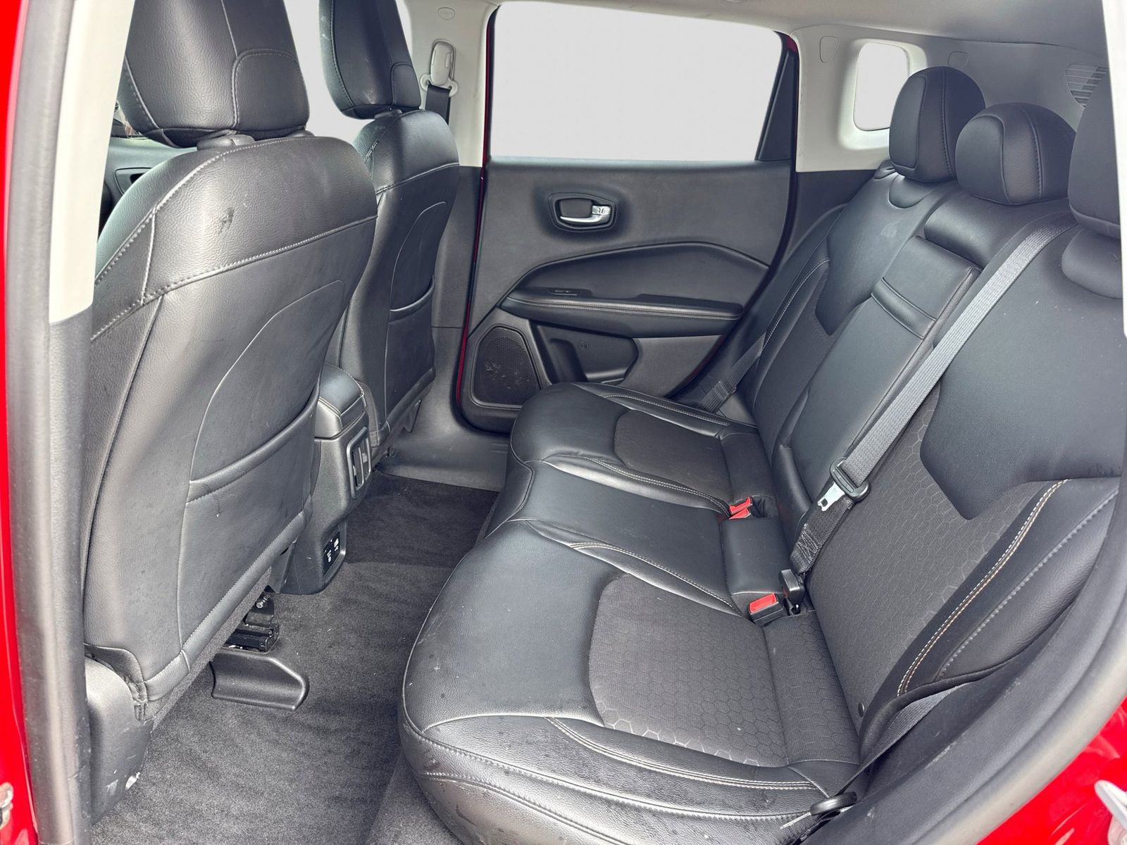Thumbnail: 2018 Jeep Compass - 19