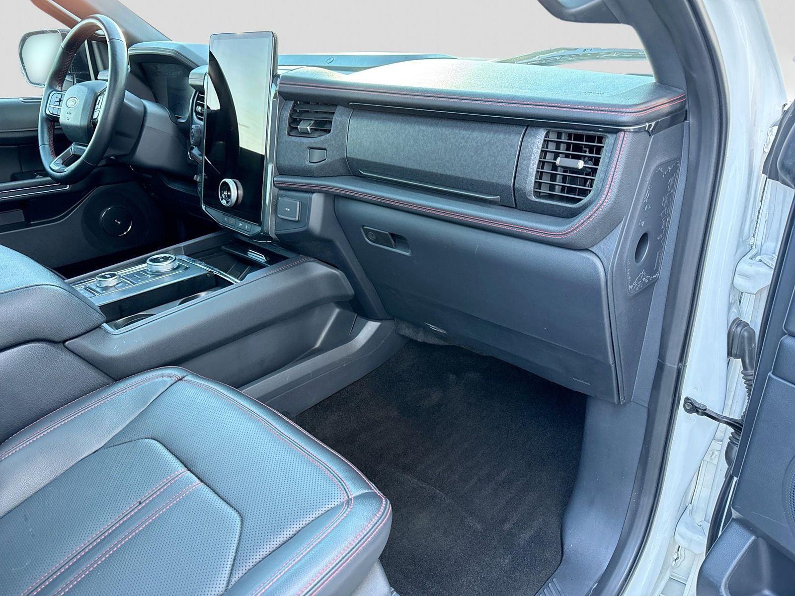 Thumbnail: 2023 Ford Expedition - 8