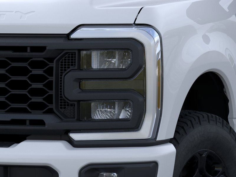 Thumbnail: 2025 Ford F-350 - 19