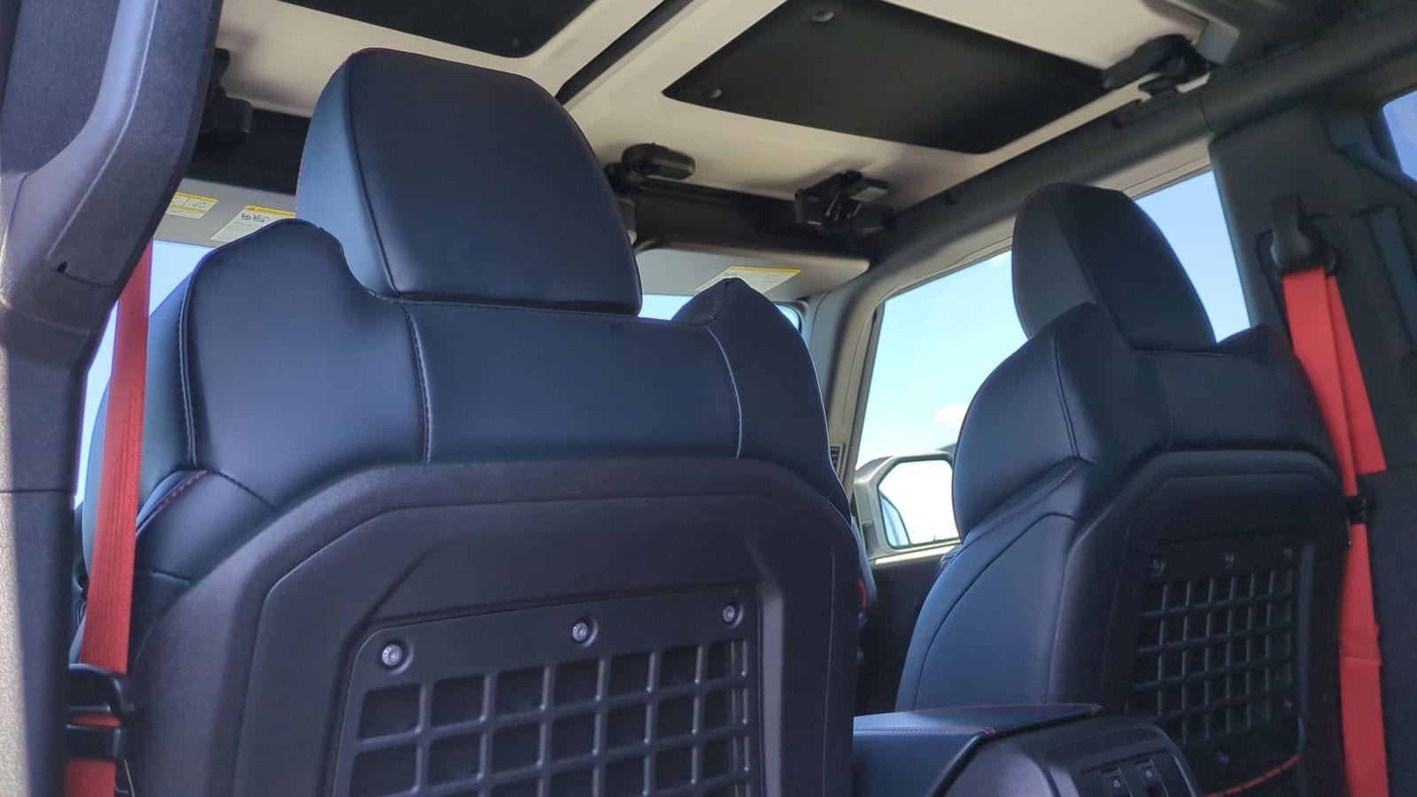 Thumbnail: 2025 Ford Bronco - 20