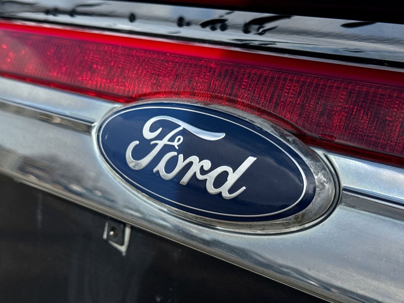 Thumbnail: 2010 Ford Fusion - 6