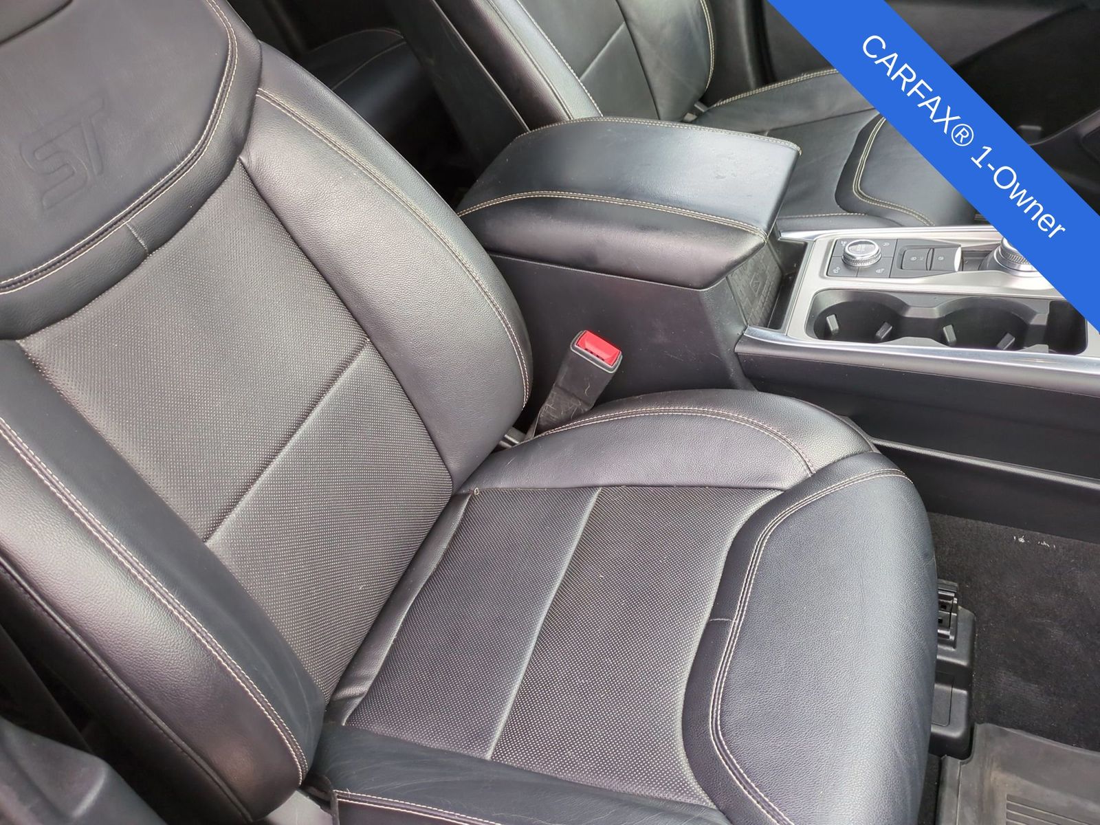 Thumbnail: 2020 Ford Explorer - 29