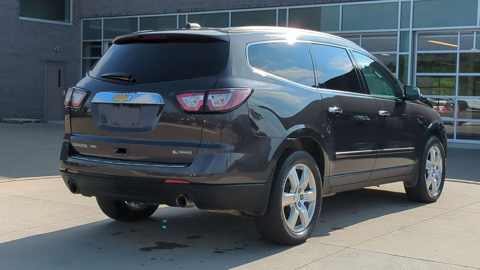 Thumbnail: 2017 Chevrolet Traverse - 6
