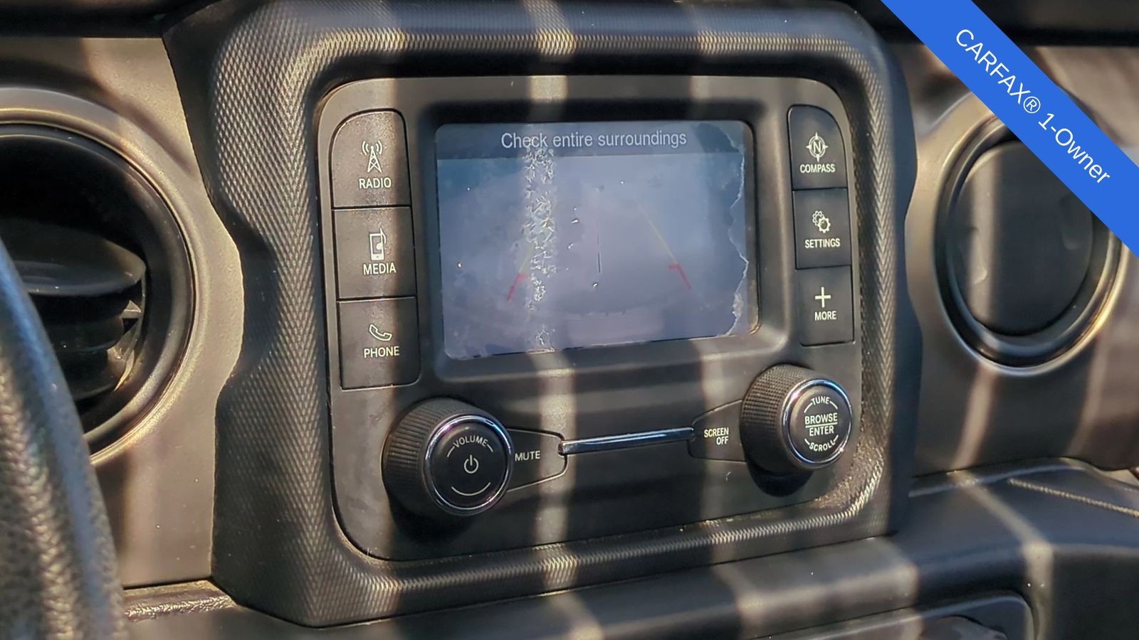 Thumbnail: 2018 Jeep Wrangler - 36