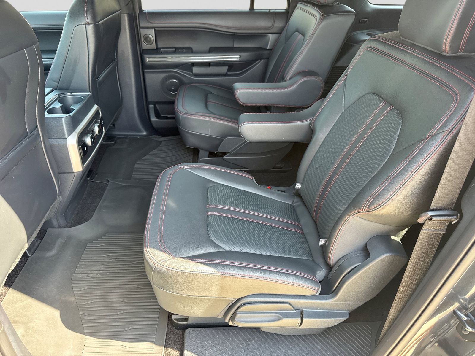 Thumbnail: 2023 Ford Expedition MAX - 23