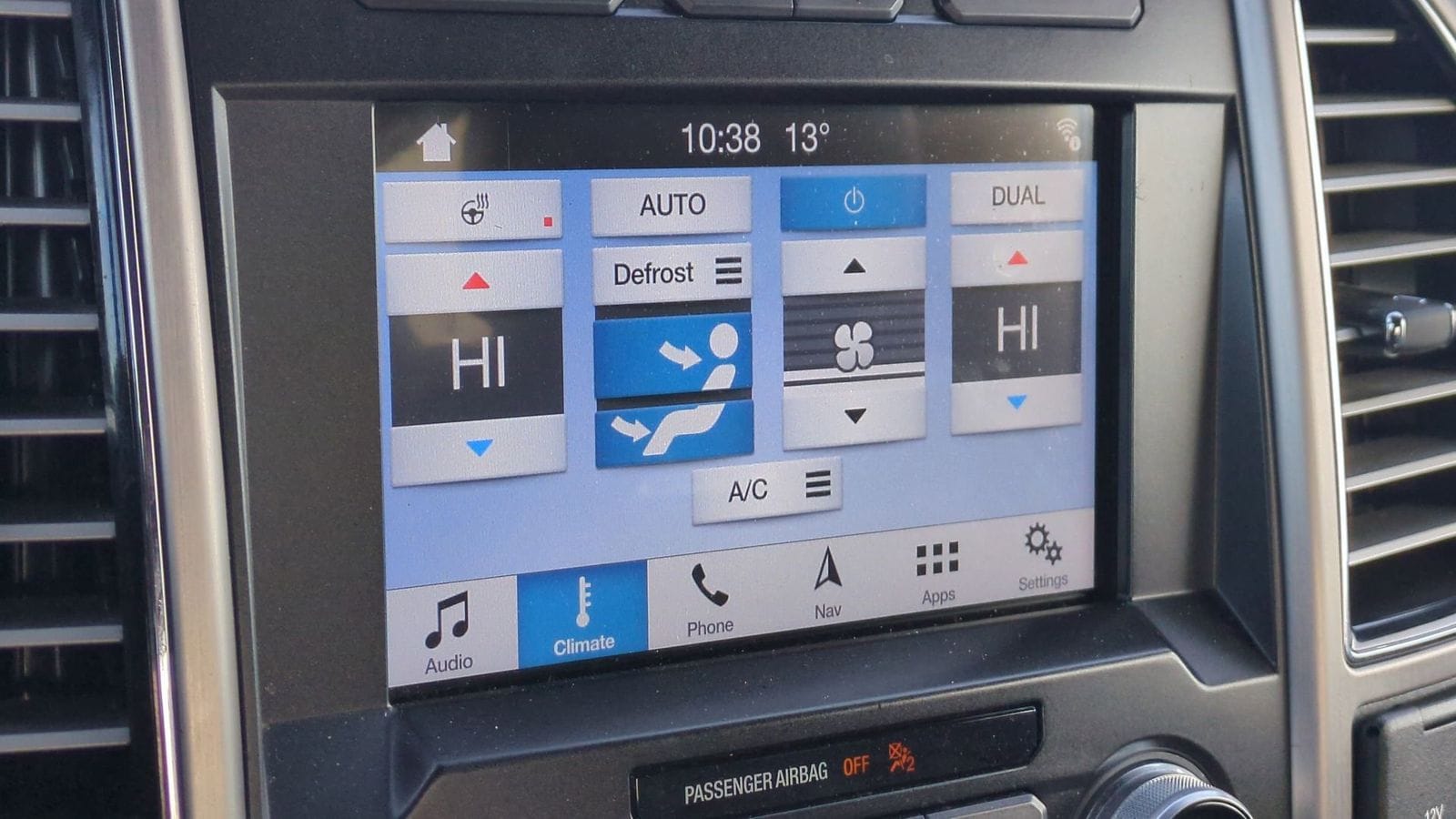 Thumbnail: 2018 Ford F-150 - 32