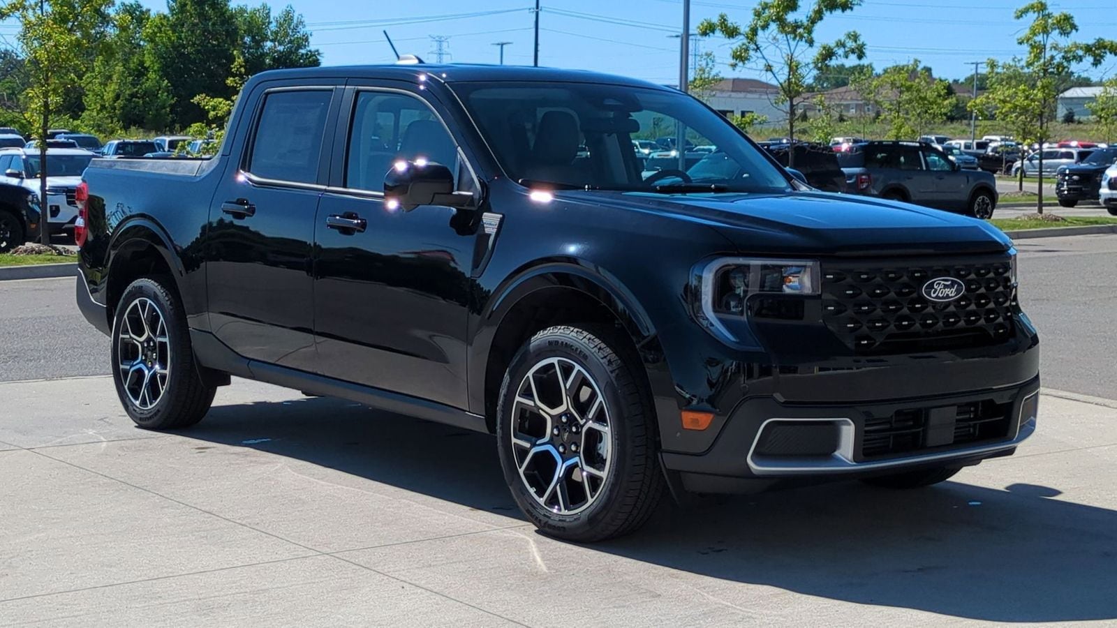 Thumbnail: 2025 Ford Maverick - 8