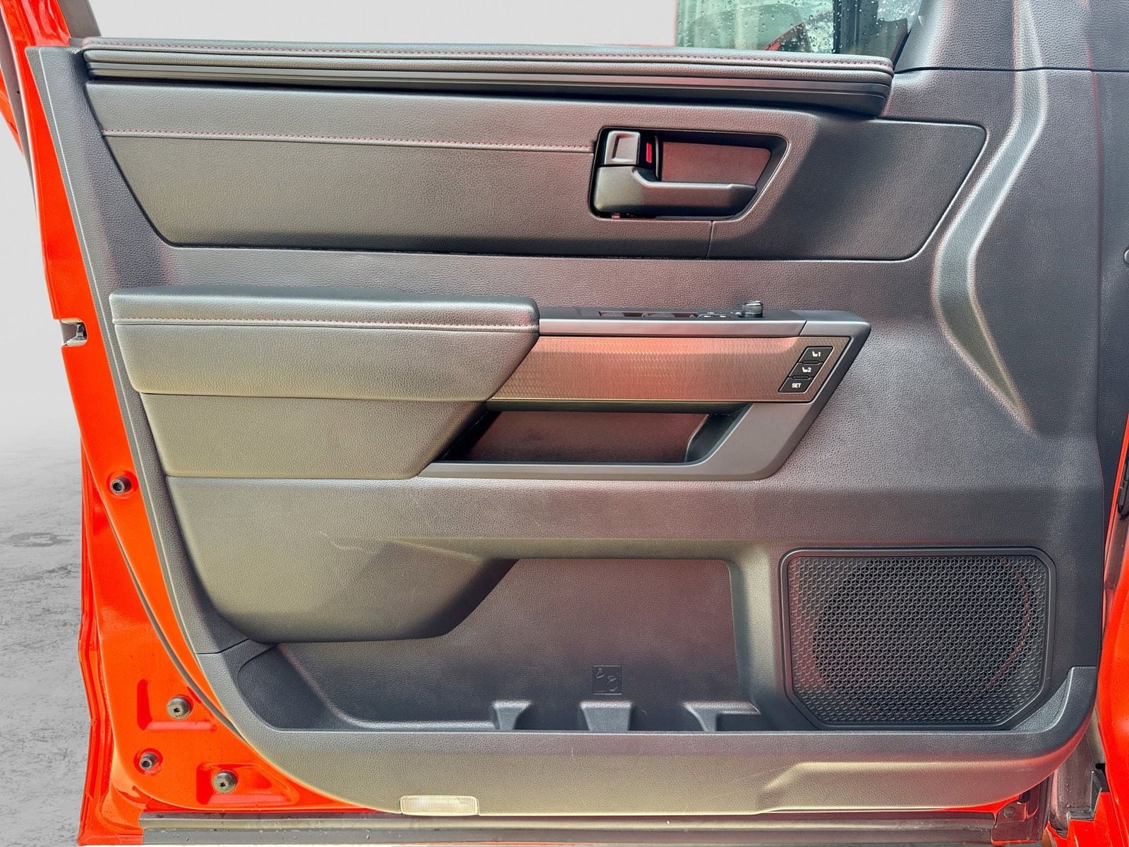 Thumbnail: 2023 Toyota Tundra - 32