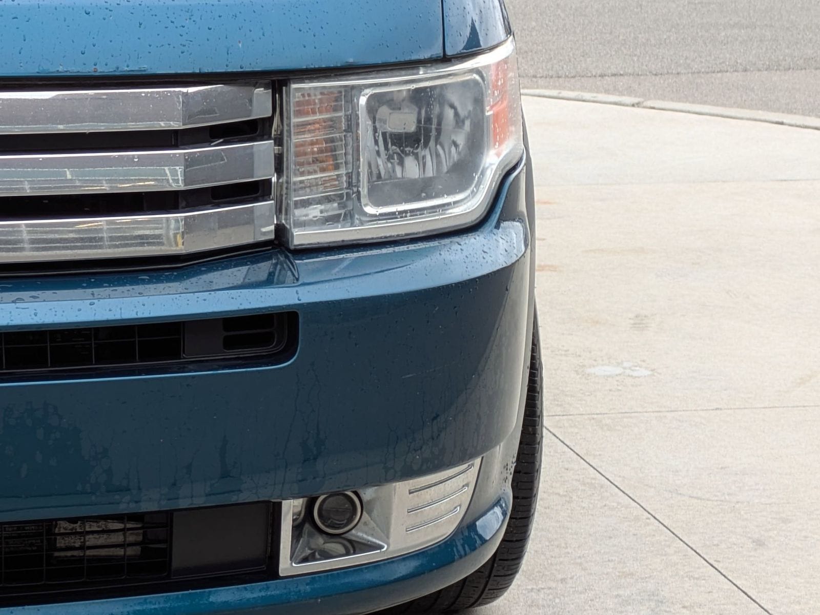 Thumbnail: 2011 Ford Flex - 7