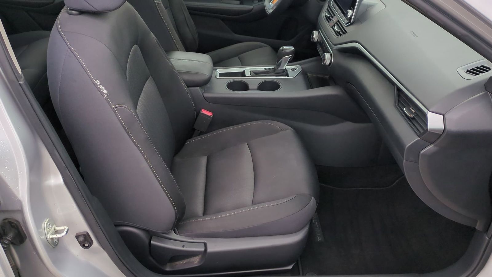 Thumbnail: 2020 Nissan Altima - 20