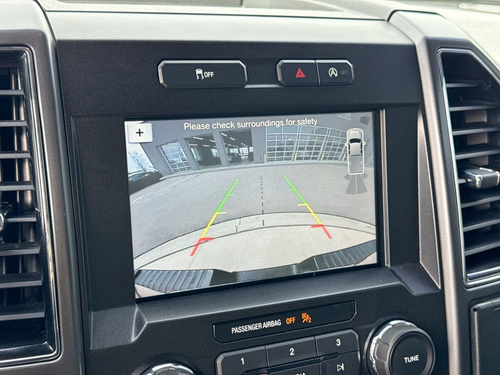 Thumbnail: 2018 Ford F-150 - 30