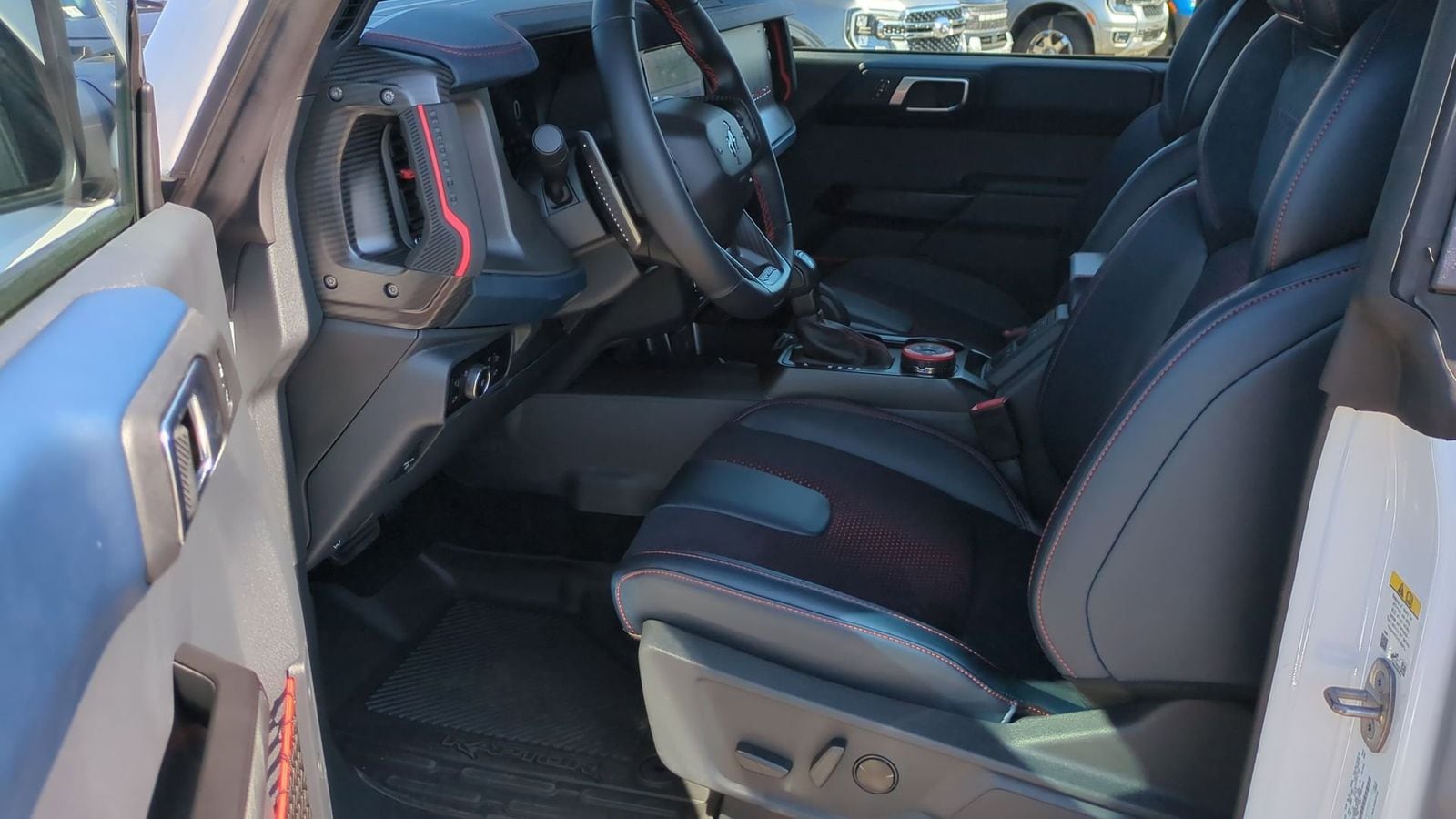 Thumbnail: 2025 Ford Bronco - 18