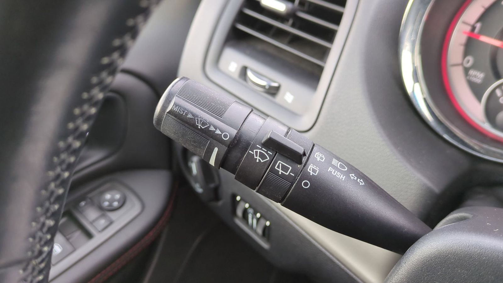 Thumbnail: 2013 Dodge Grand Caravan - 30