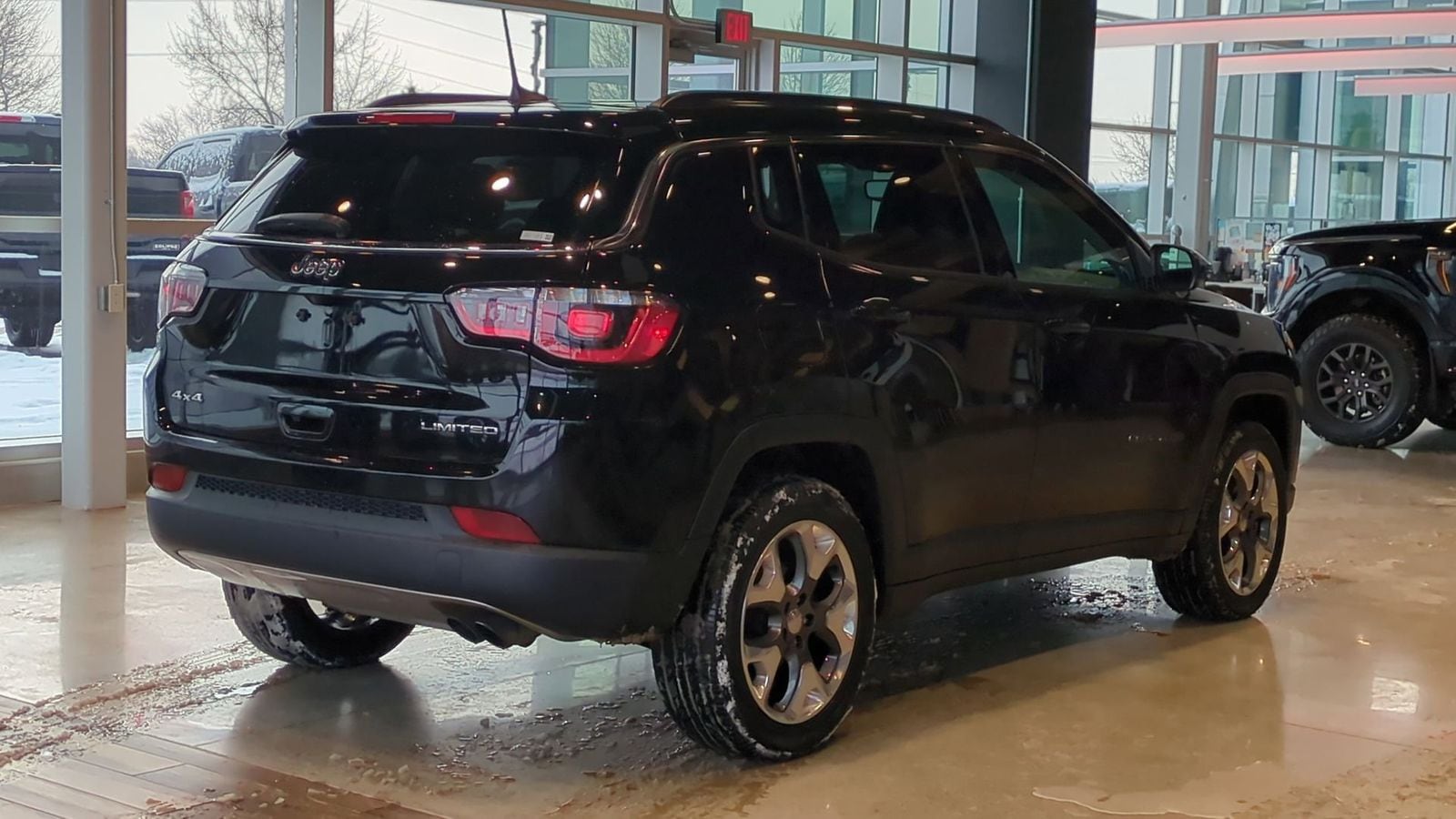 Thumbnail: 2020 Jeep Compass - 8