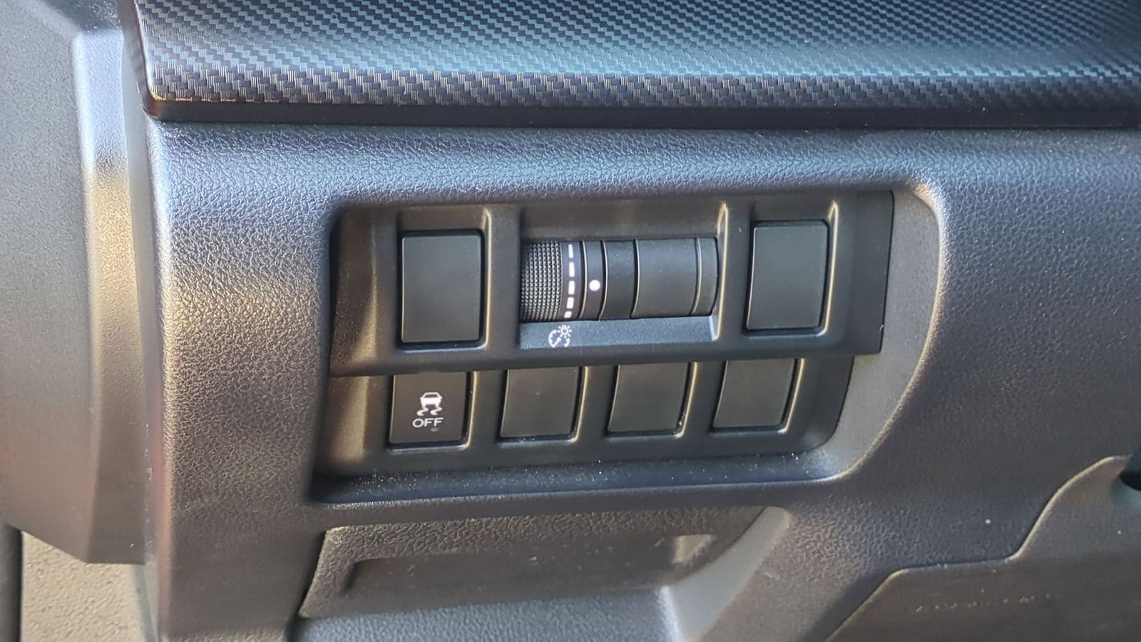 Thumbnail: 2018 Subaru Crosstrek - 15