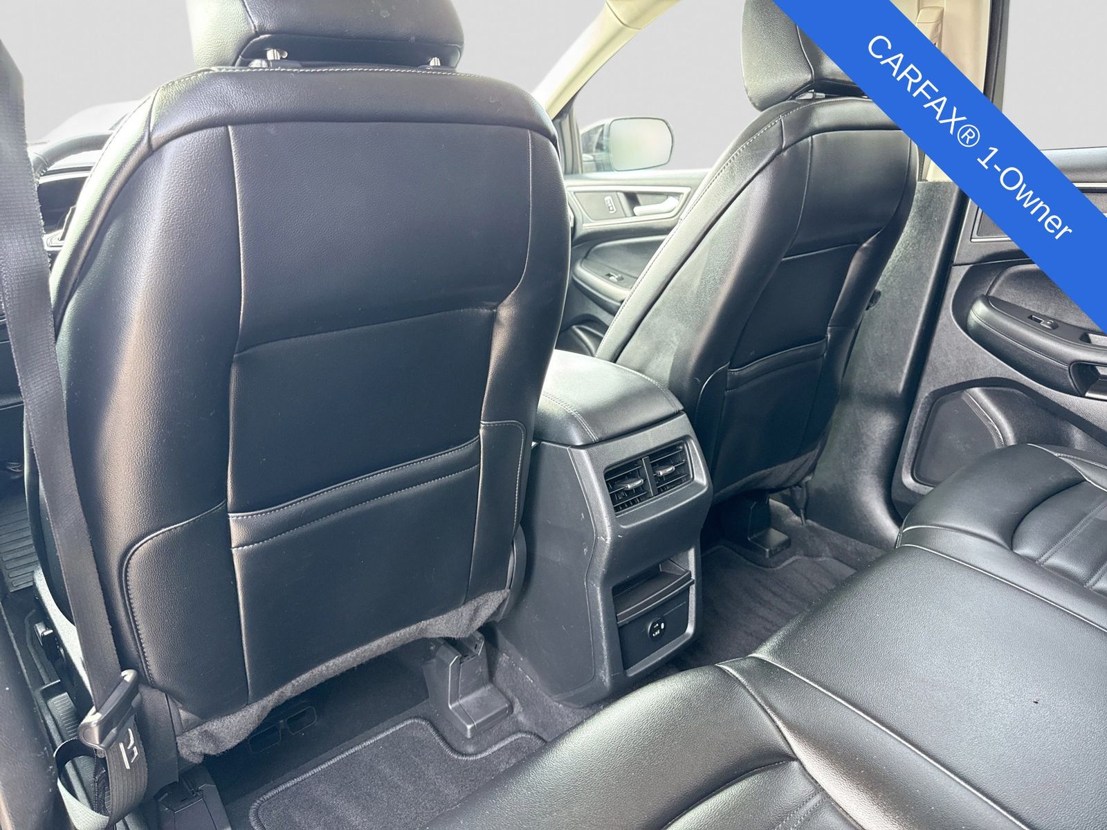 Thumbnail: 2021 Ford Edge - 21