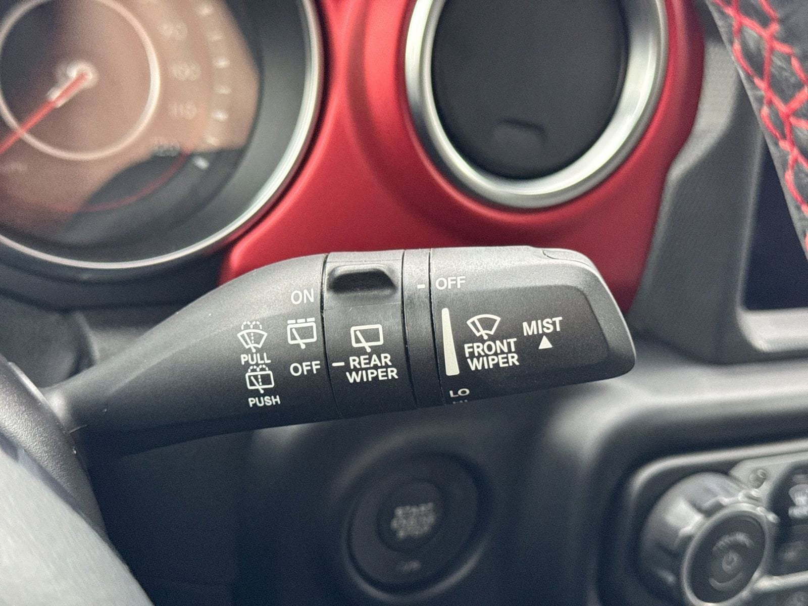 Thumbnail: 2021 Jeep Wrangler - 27