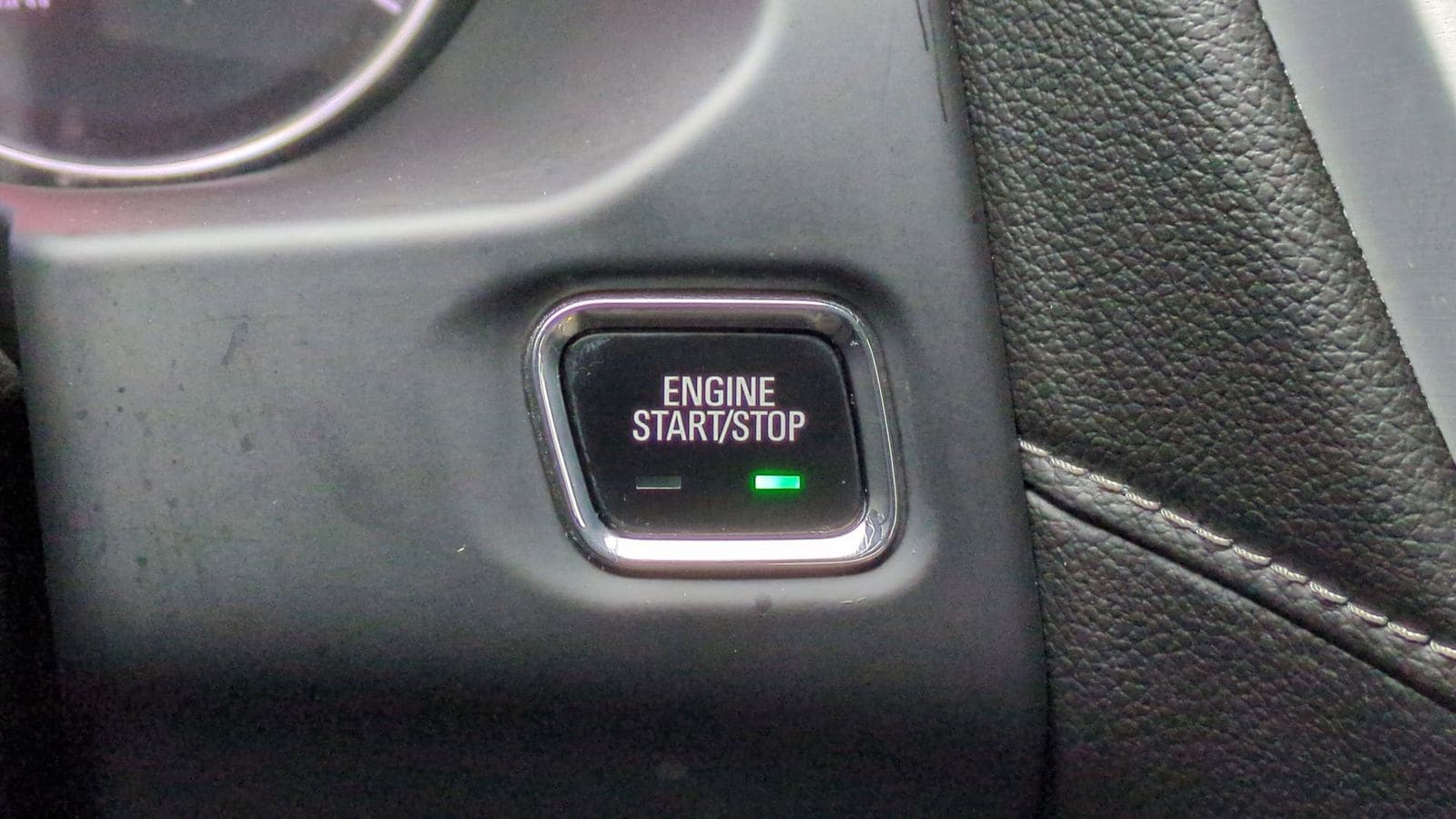 Thumbnail: 2020 GMC Acadia - 31