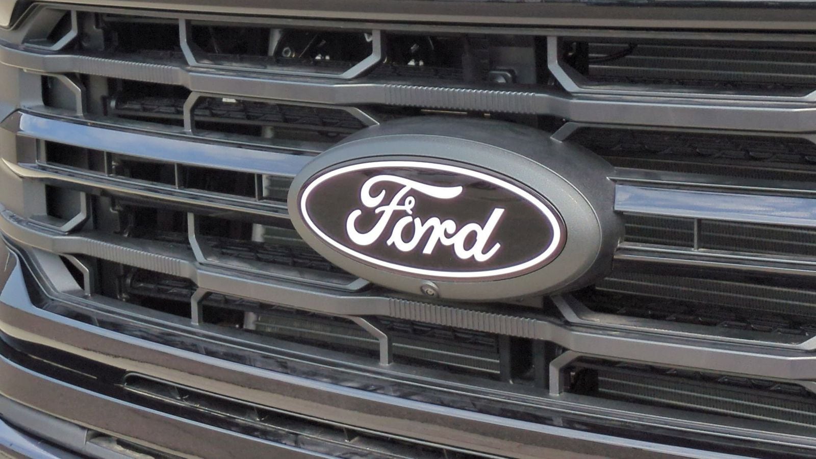 Thumbnail: 2025 Ford F-150 - 19