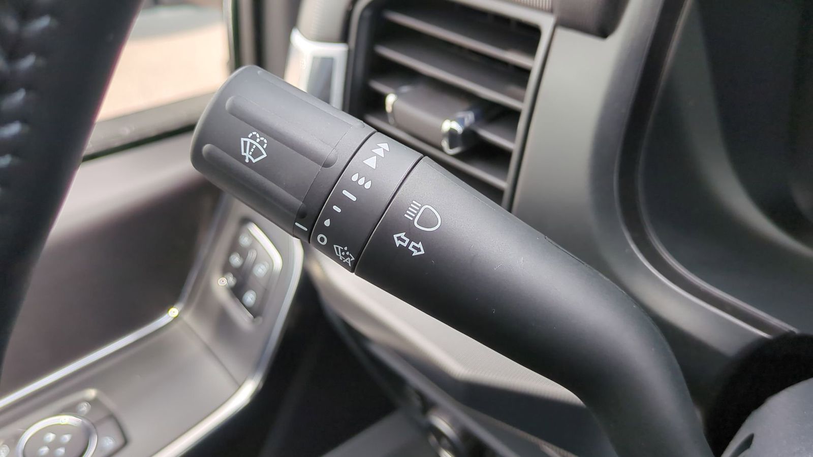 Thumbnail: 2025 Ford F-150 - 24