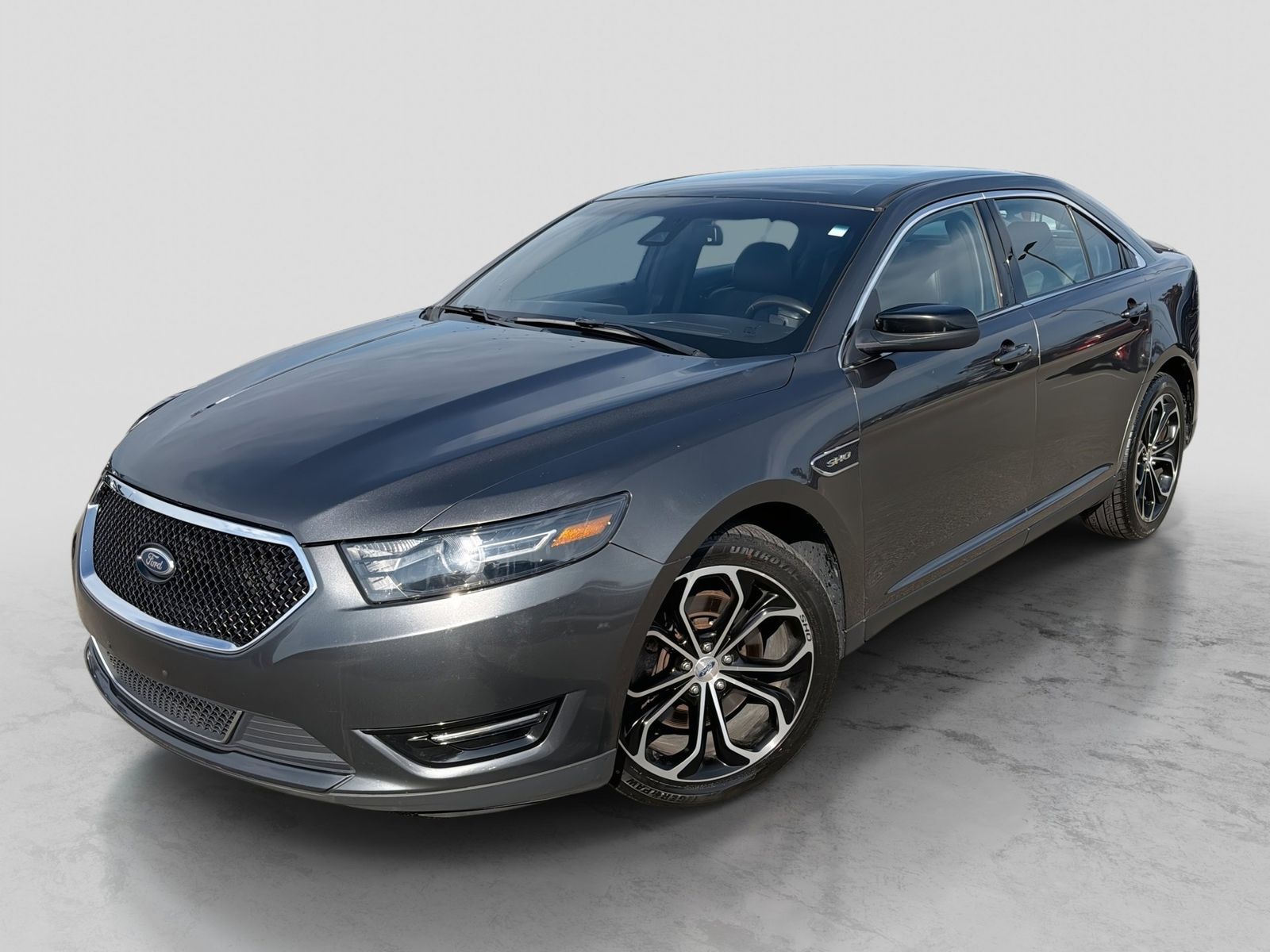 2015 Ford Taurus SHO AWD's photo
