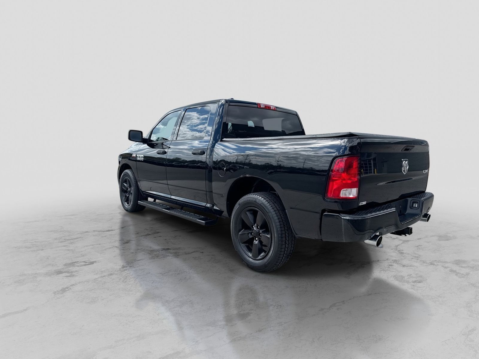 Thumbnail: 2015 RAM 1500 - 4
