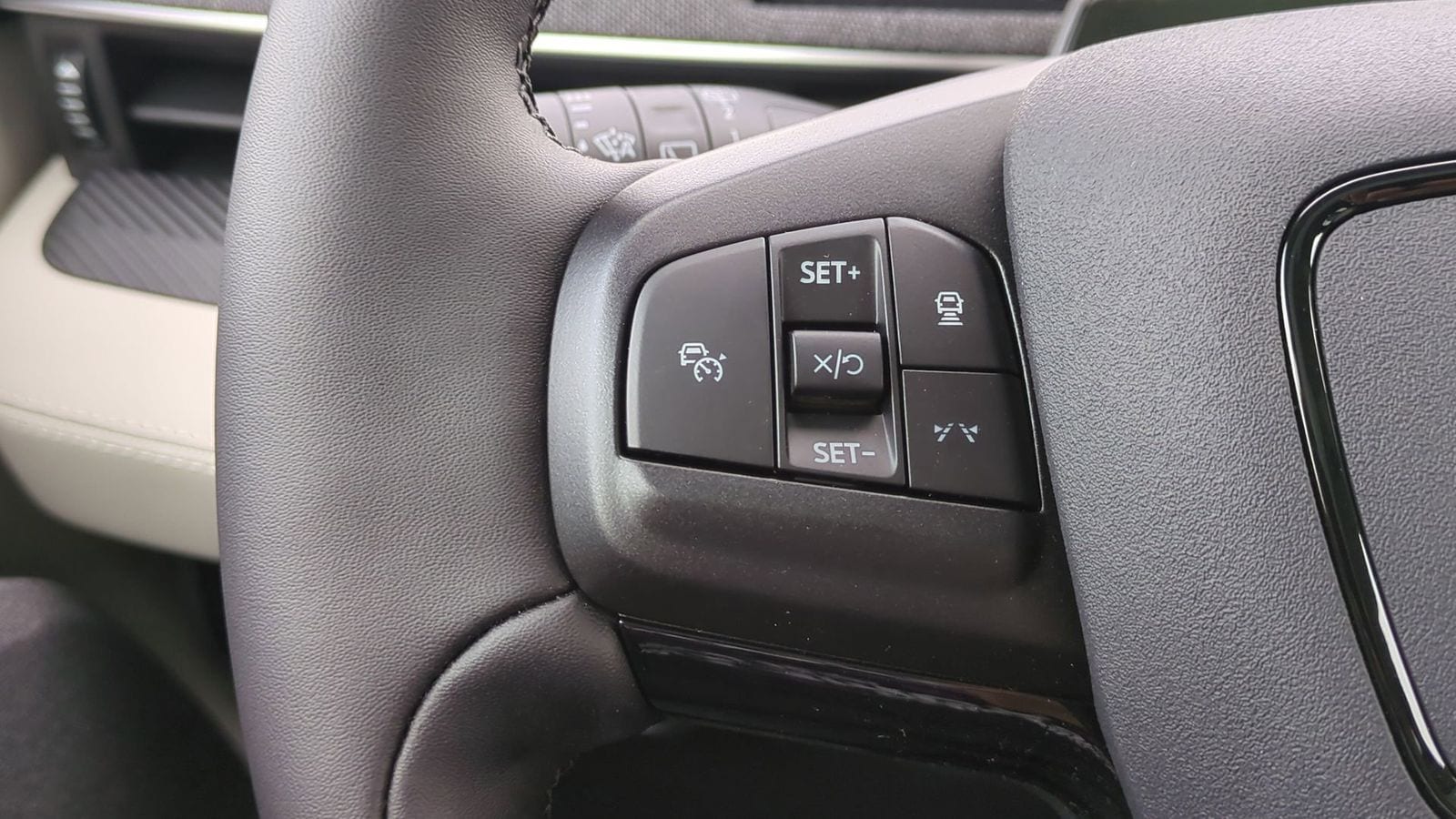 Thumbnail: 2025 Ford Mustang Mach-E - 23