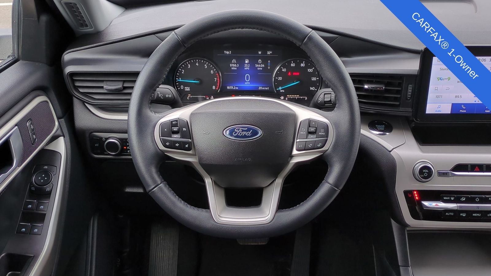 2023 Ford Explorer XLT 22