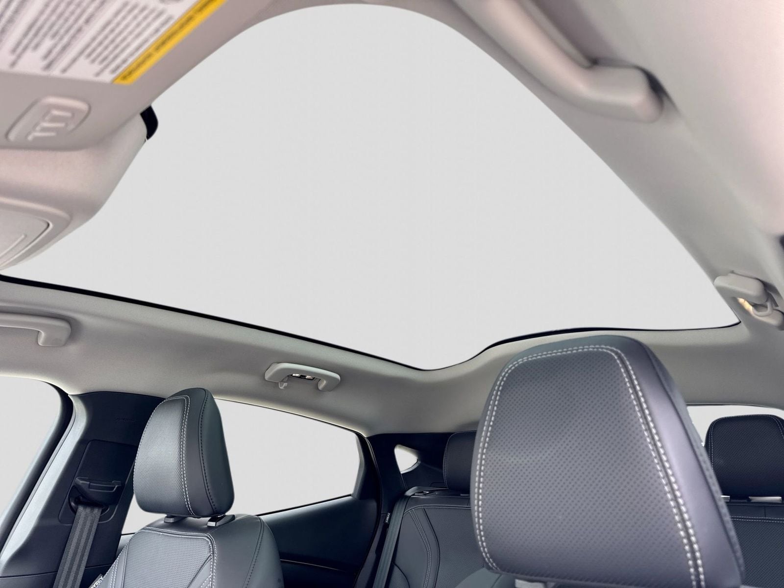 Thumbnail: 2022 Ford Mustang Mach-E - 19