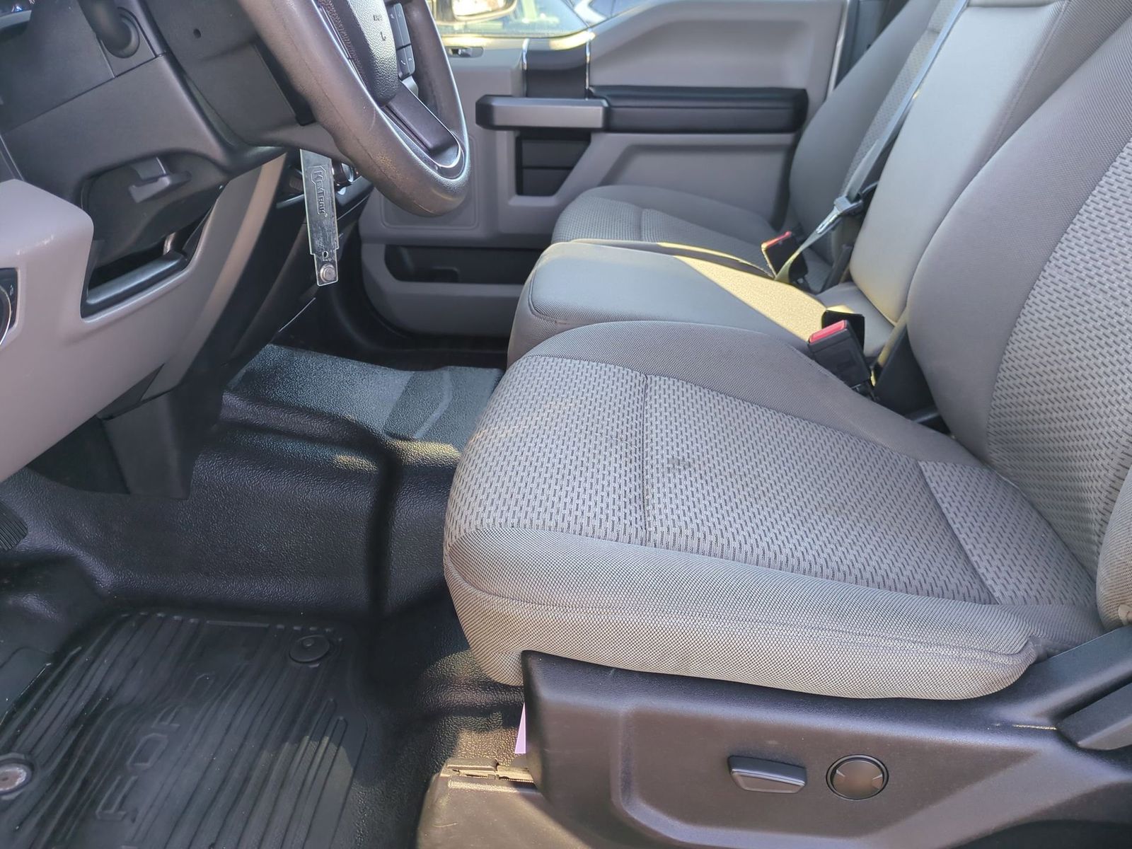 Thumbnail: 2021 Ford F-350 - 20